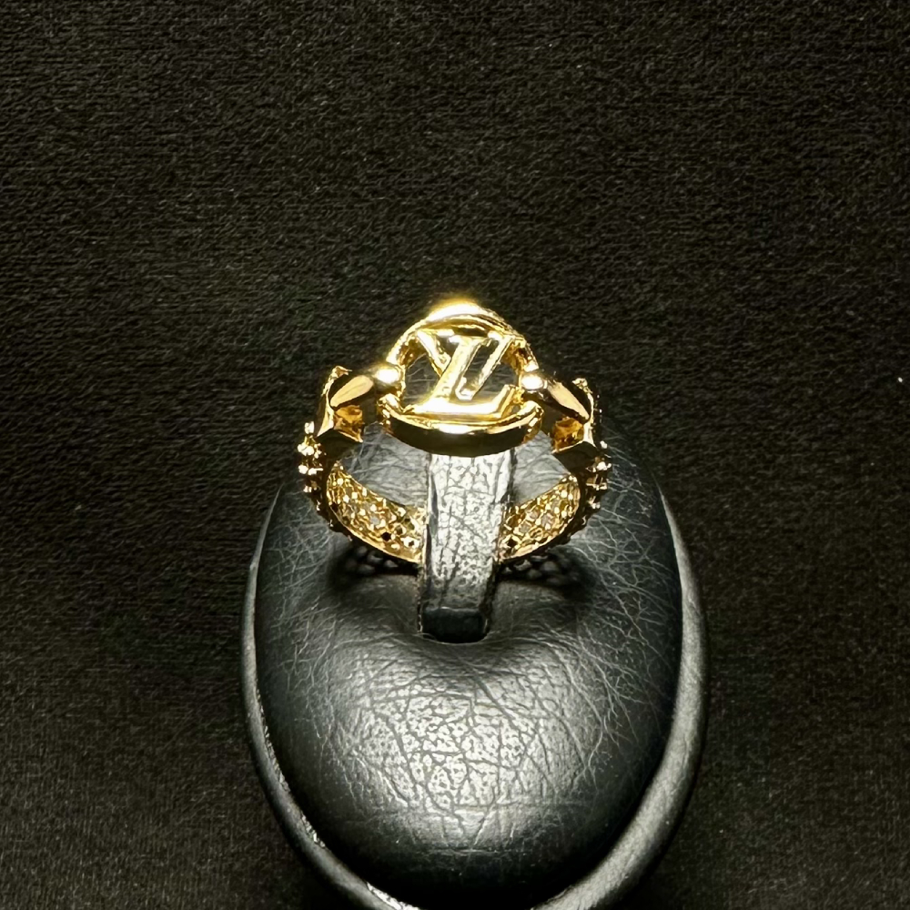 انگشتر طرح جسیکا